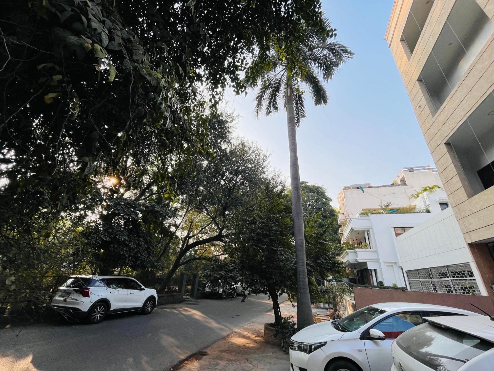 Grove Residency Hauz Khas New Delhi Couple Friendly Otel Dış mekan fotoğraf